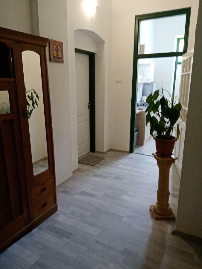 Vendektanya Vendeghaz Hotel Tapolca Exterior photo